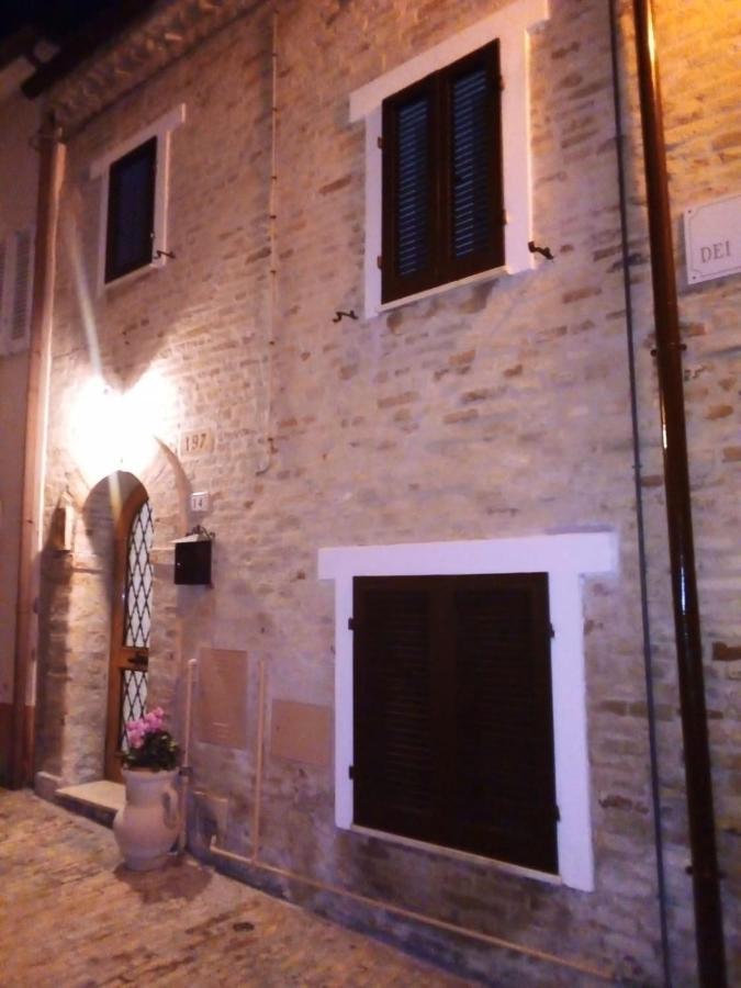B&B Porta Girone Чивитанова-Альта Экстерьер фото
