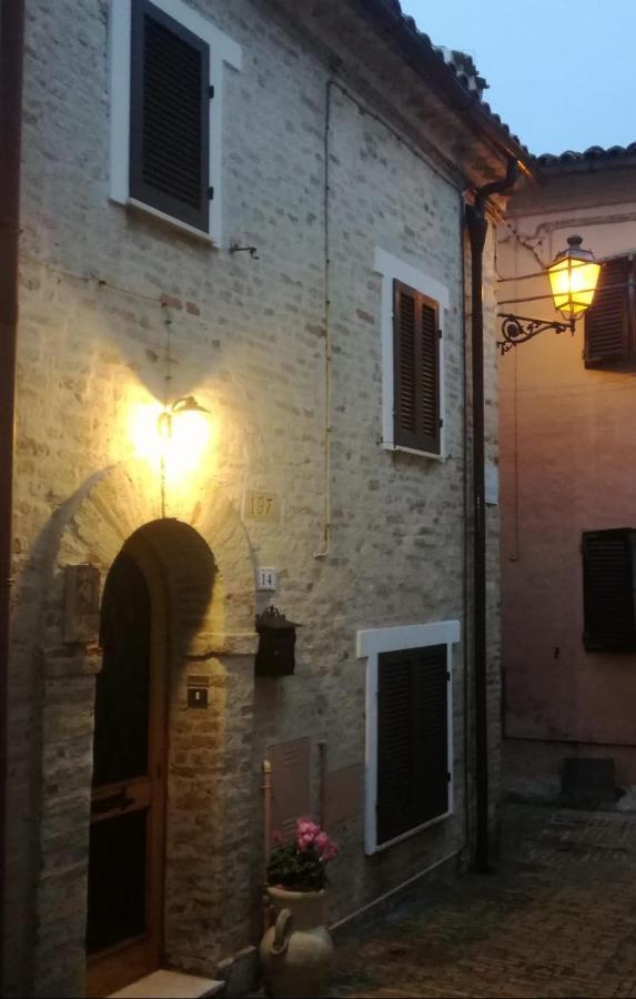 B&B Porta Girone Чивитанова-Альта Экстерьер фото